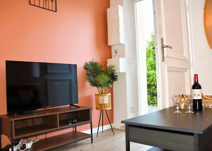 Castera 2 Air-conditioned