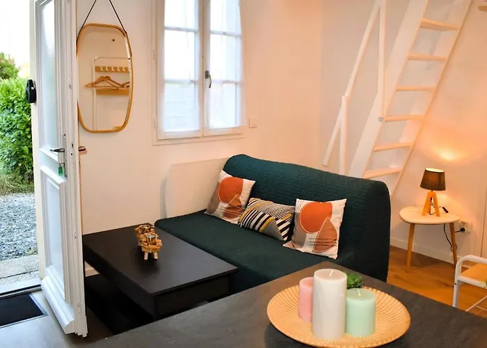 Castera 2 Air-conditioned Begles